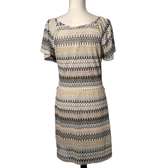 B Darlin Black White Cream Print Scoop Neck Short Sleeve Dress 9/10 - Picture 3 of 10